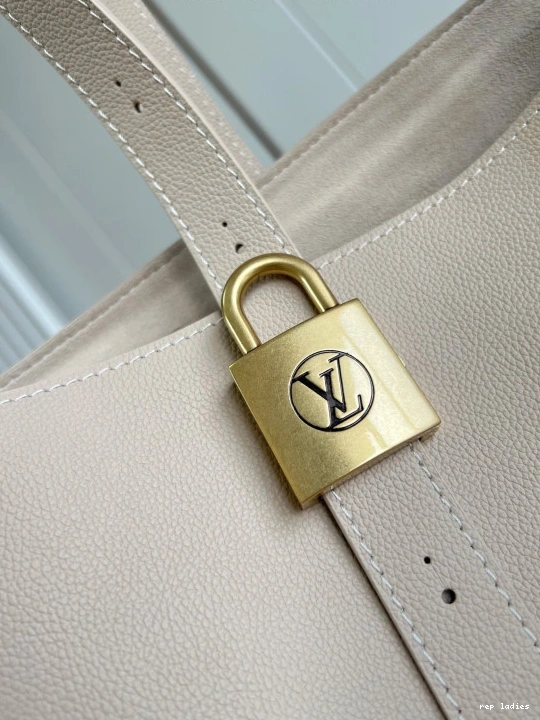 Cheap MM-47*30*14CM Low Cabas Key VUITTON LOUIS 1218